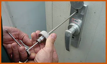 Sterling Heights MI Locksmith Store Sterling Heights, MI 586-574-5437 - 5-lock-opening
